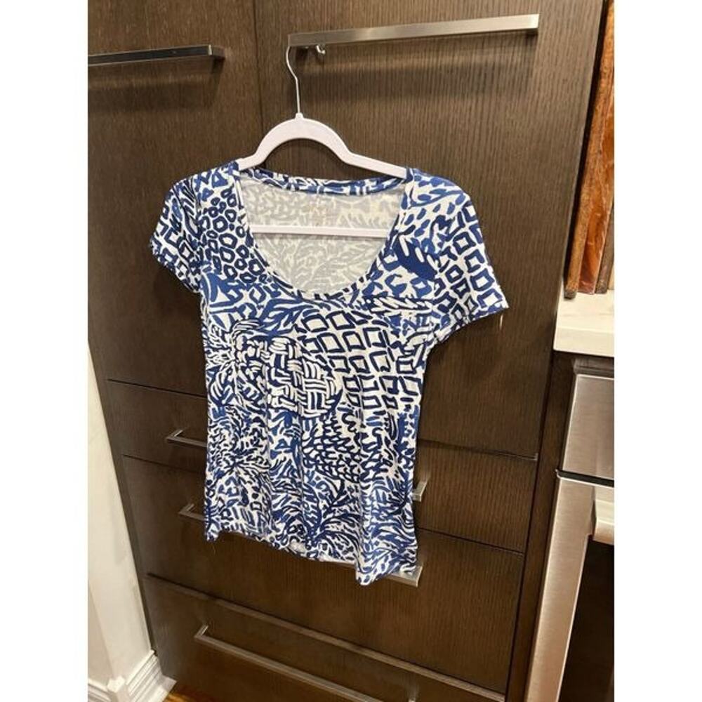 lilly pultizer blue short‎ sleeve XS